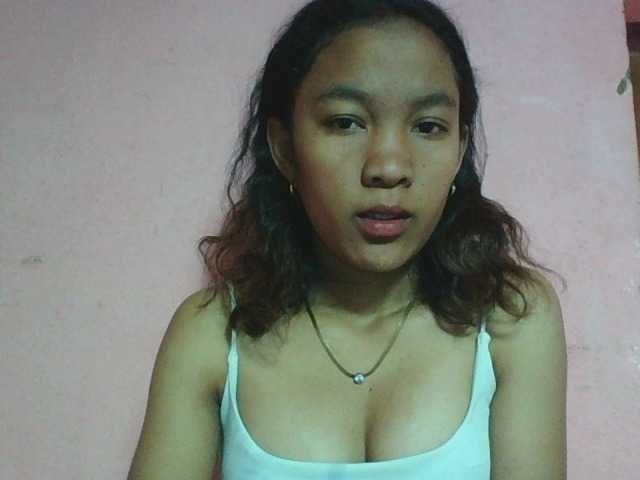 Louane01 live cam on BongaCams
