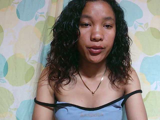 Louane01 live cam on BongaCams