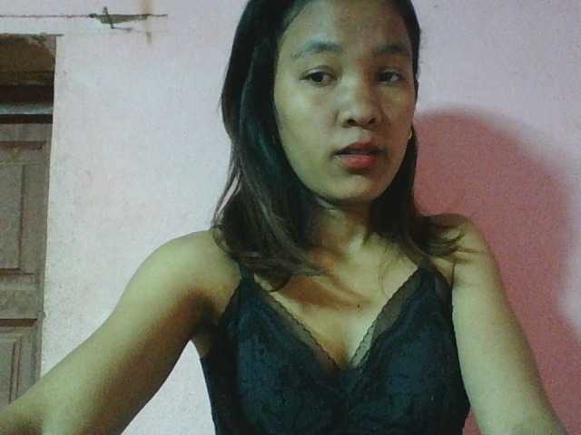 Louane01 live cam on BongaCams