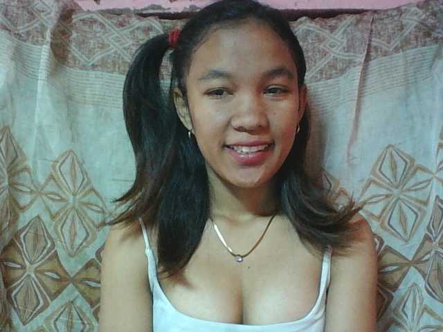 Louane01 live cam on BongaCams