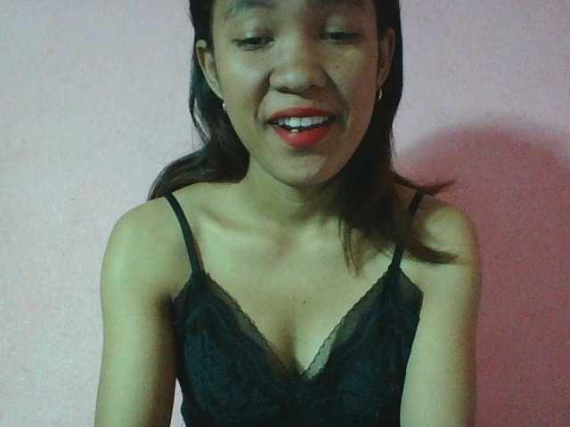 Louane01 live cam on BongaCams