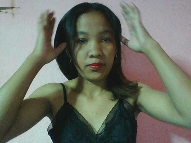 Louane01 live cam on BongaCams