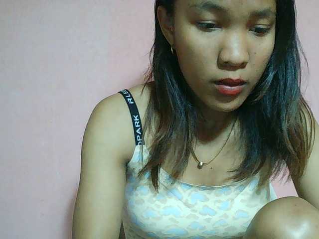 Louane01 live cam on BongaCams