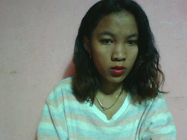 Louane01 live cam on BongaCams