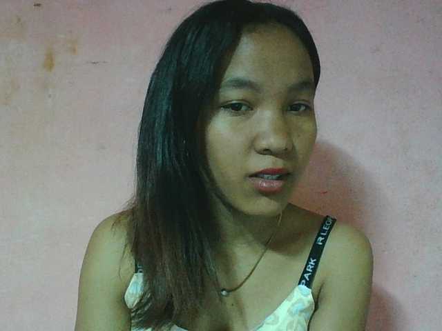 Louane01 live cam on BongaCams