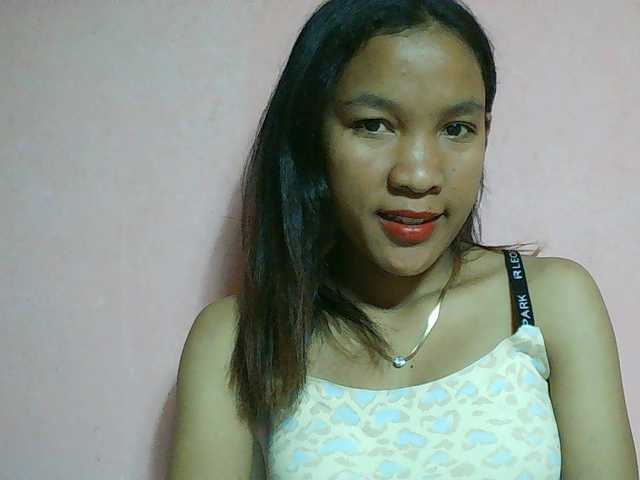 Louane01 live cam on BongaCams
