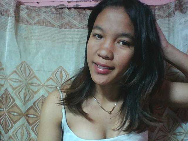 Louane01 live cam on BongaCams