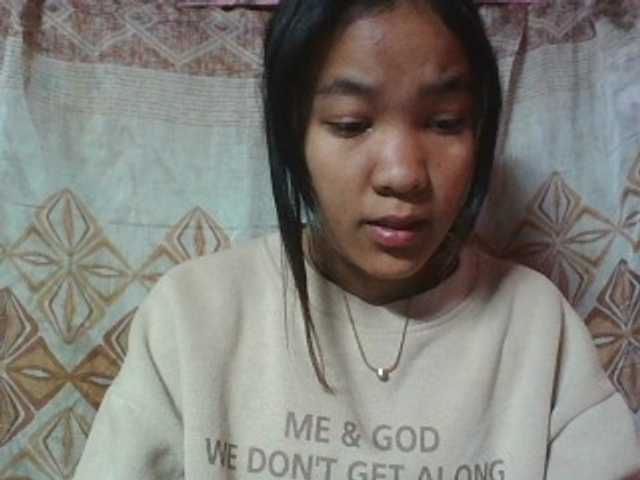 Louane01 live cam on BongaCams