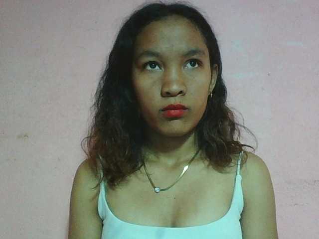 Louane01 live cam on BongaCams