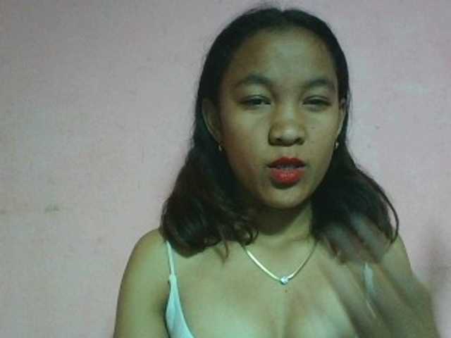 Louane01 live cam on BongaCams