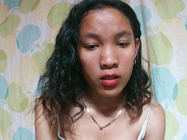 Louane01 live cam on BongaCams