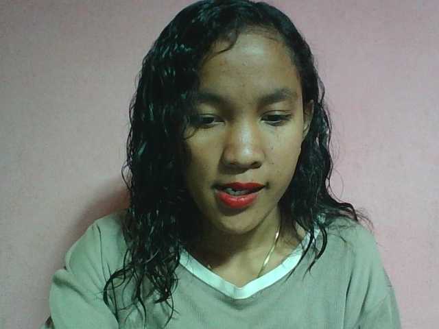 Louane01 live cam on BongaCams