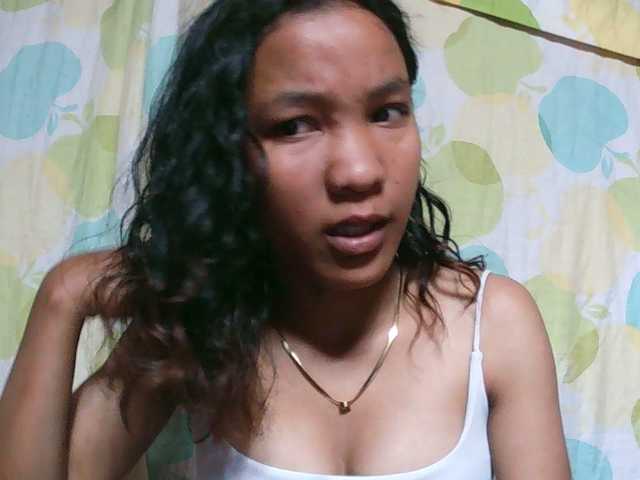 Louane01 live cam on BongaCams