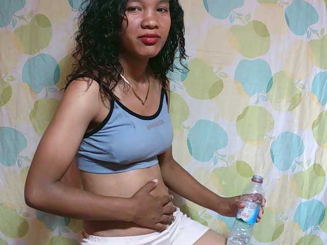 Louane01 live cam on BongaCams