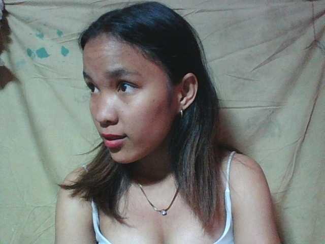 Louane01 live cam on BongaCams