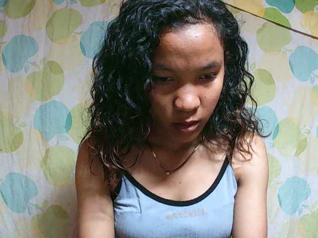 Louane01 live cam on BongaCams