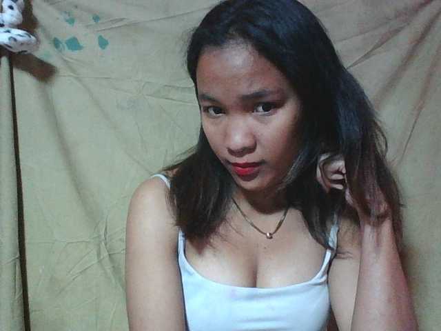 Louane01 live cam on BongaCams