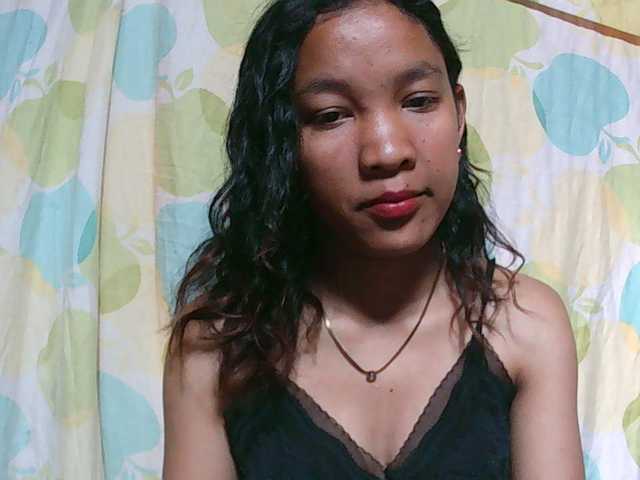 Louane01 live cam on BongaCams