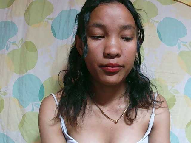 Louane01 live cam on BongaCams