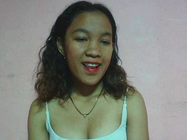 Louane01 live cam on BongaCams
