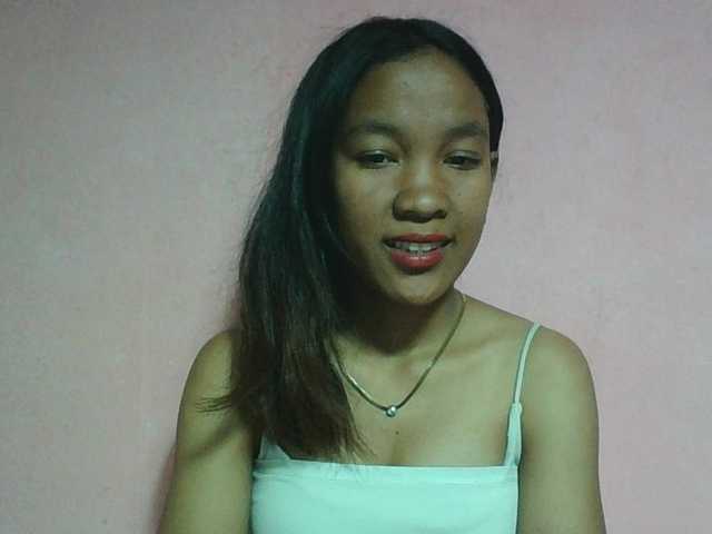 Louane01 live cam on BongaCams