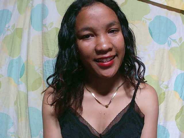 Louane01 live cam on BongaCams
