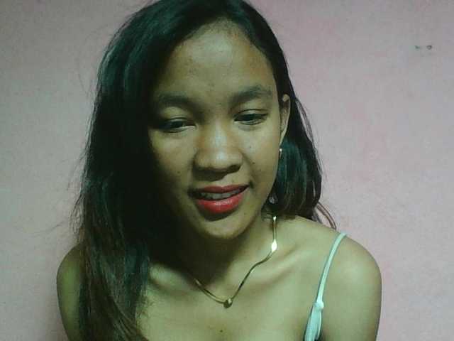 Louane01 live cam on BongaCams