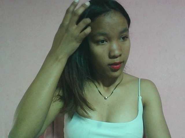 Louane01 live cam on BongaCams