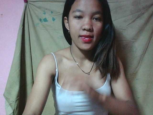 Louane01 live cam on BongaCams