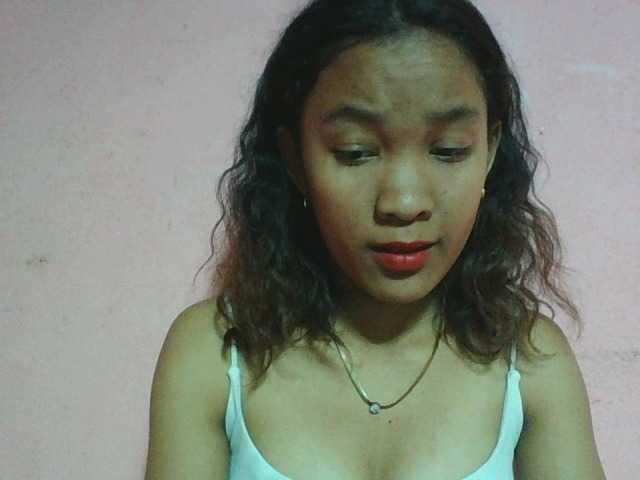 Louane01 live cam on BongaCams