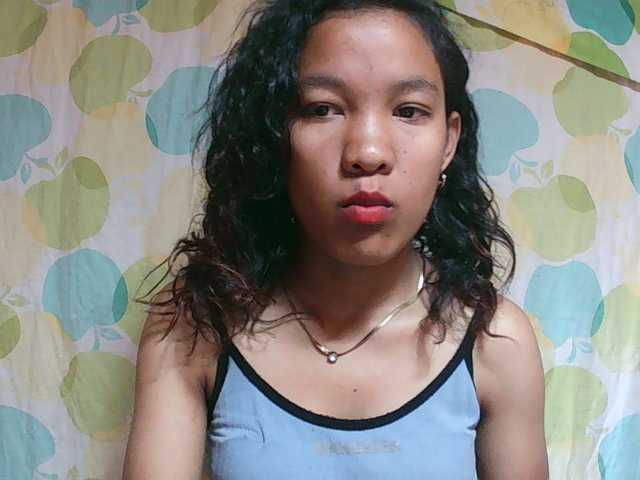 Louane01 live cam on BongaCams