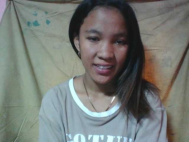 Louane01 live cam on BongaCams