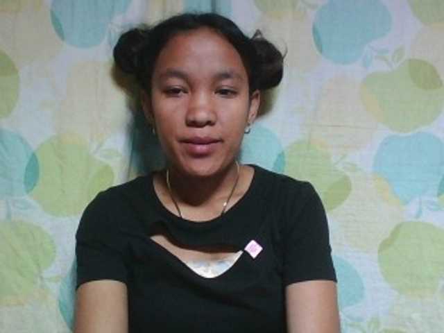 Louane01 live cam on BongaCams