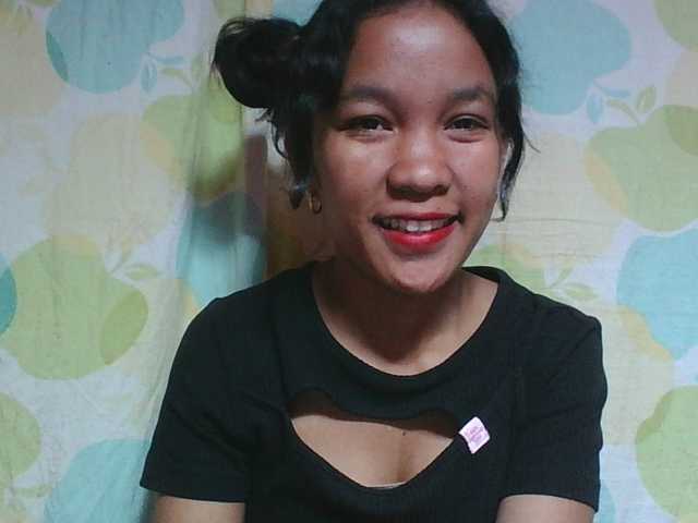Louane01 live cam on BongaCams