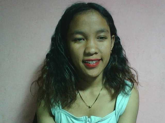 Louane01 live cam on BongaCams