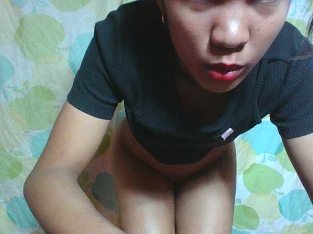 Louane01 live cam on BongaCams