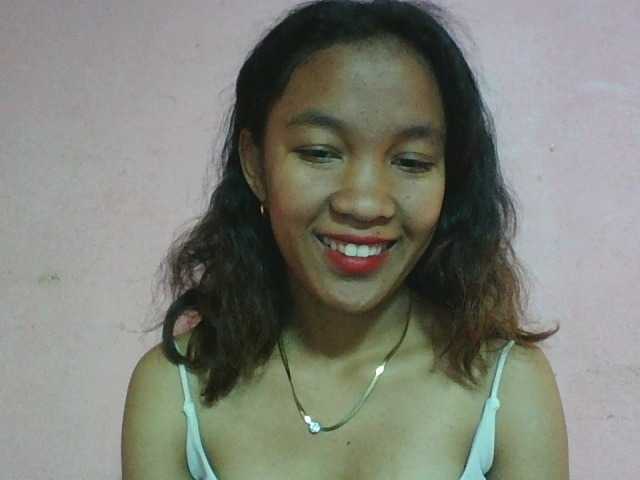 Louane01 live cam on BongaCams