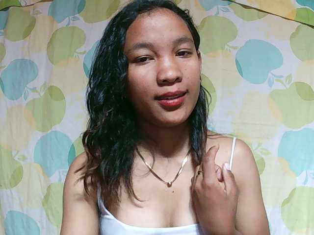 Louane01 live cam on BongaCams