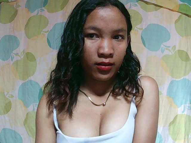Louane01 live cam on BongaCams