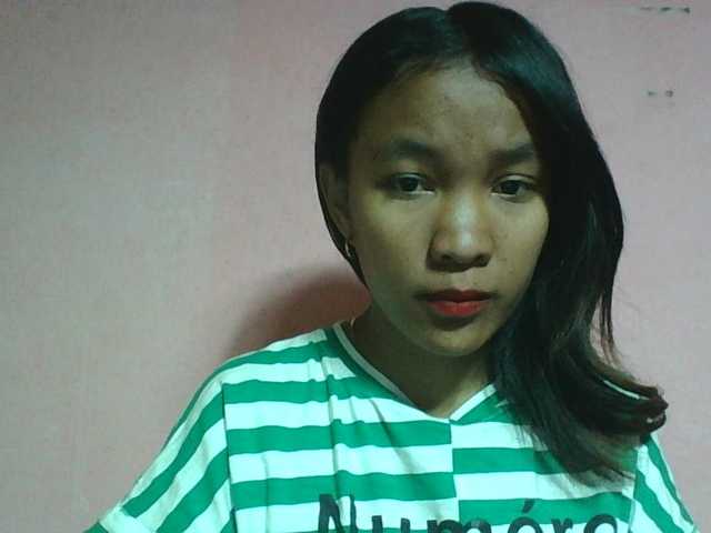 Louane01 live cam on BongaCams