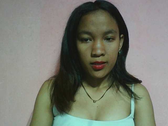 Louane01 live cam on BongaCams