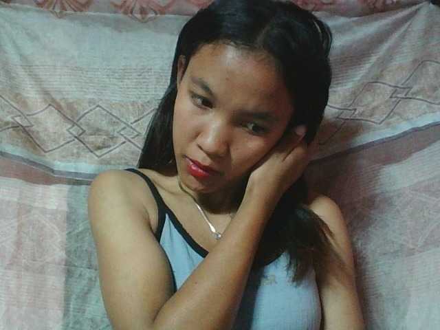 Louane01 live cam on BongaCams