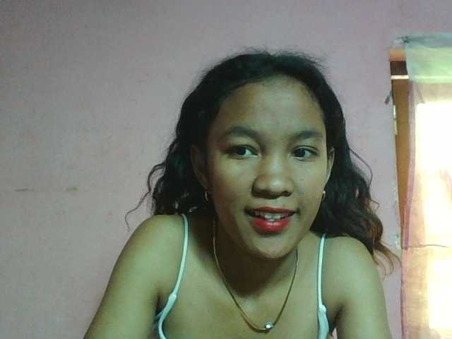 Louane01 live cam on BongaCams