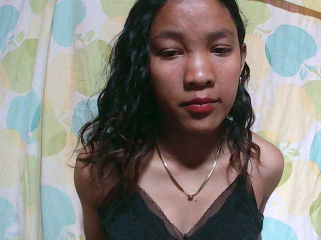 Louane01 live cam on BongaCams