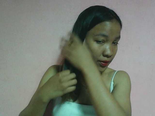 Louane01 live cam on BongaCams