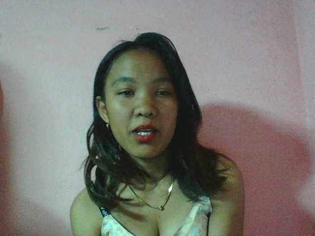 Louane01 live cam on BongaCams
