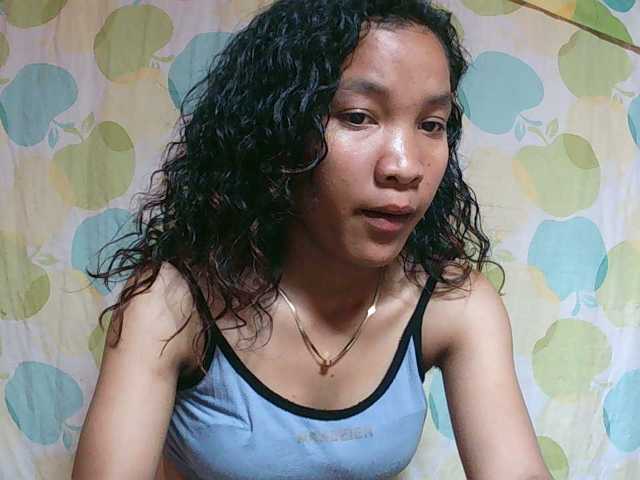 Louane01 live cam on BongaCams