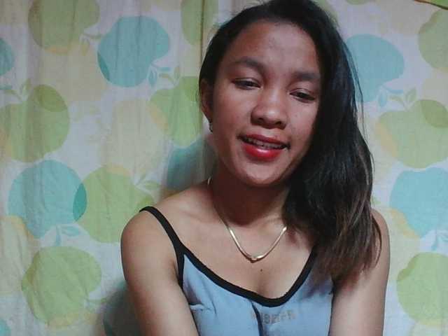 Louane01 live cam on BongaCams