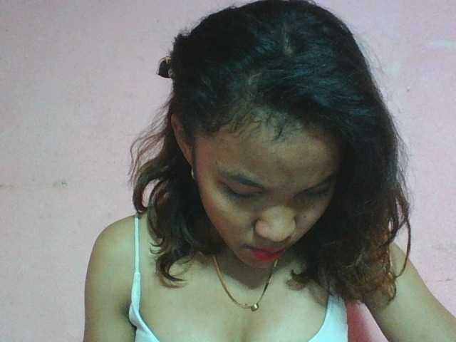 Louane01 live cam on BongaCams