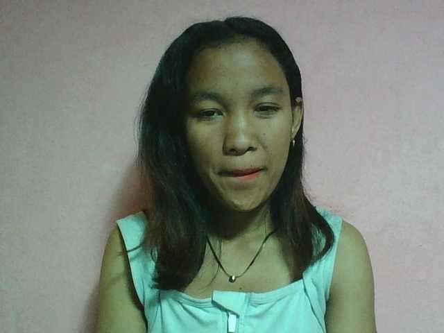 Louane01 live cam on BongaCams